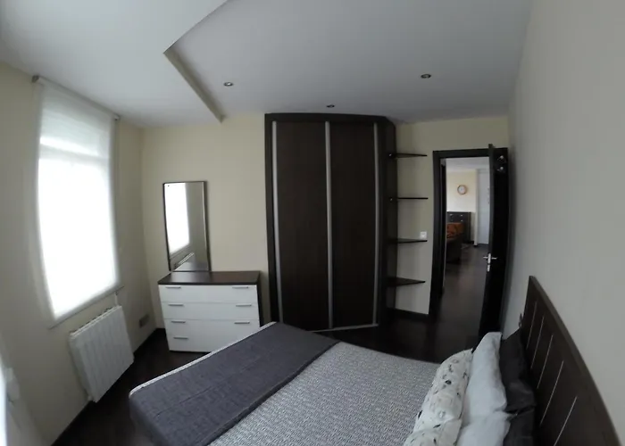 Coqueto De 2 En Zona Estacion Tren Lägenhet